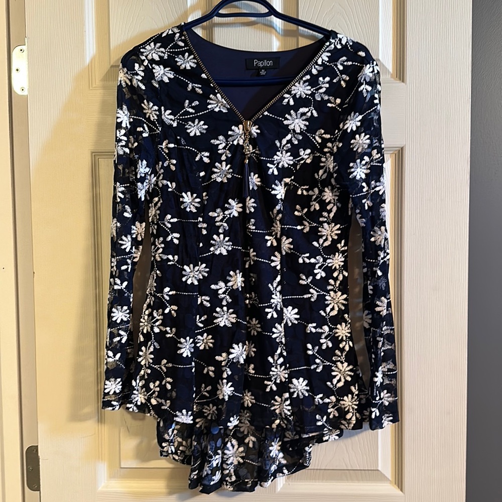 Papllon Flower design shirt